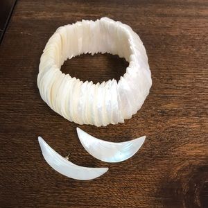 Vintage mother of pearl bracelet and earrings